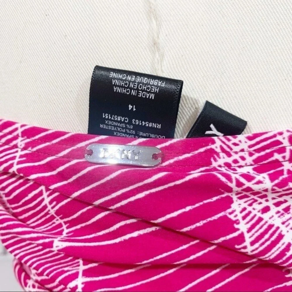 DKNY Pink White Geometric V-Neck Halter Swimsuit One Piece Resort Vacation 14 - Picture 7 of 10